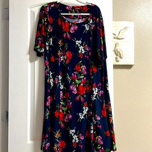 ⭐️Breathtaking floral dress!⭐️